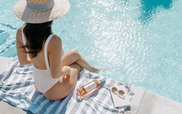 Bons plans camping Île de Ré avec piscine abordables